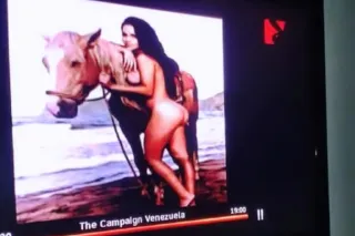 Internacional Porno Model in Miami beach. - Image 5